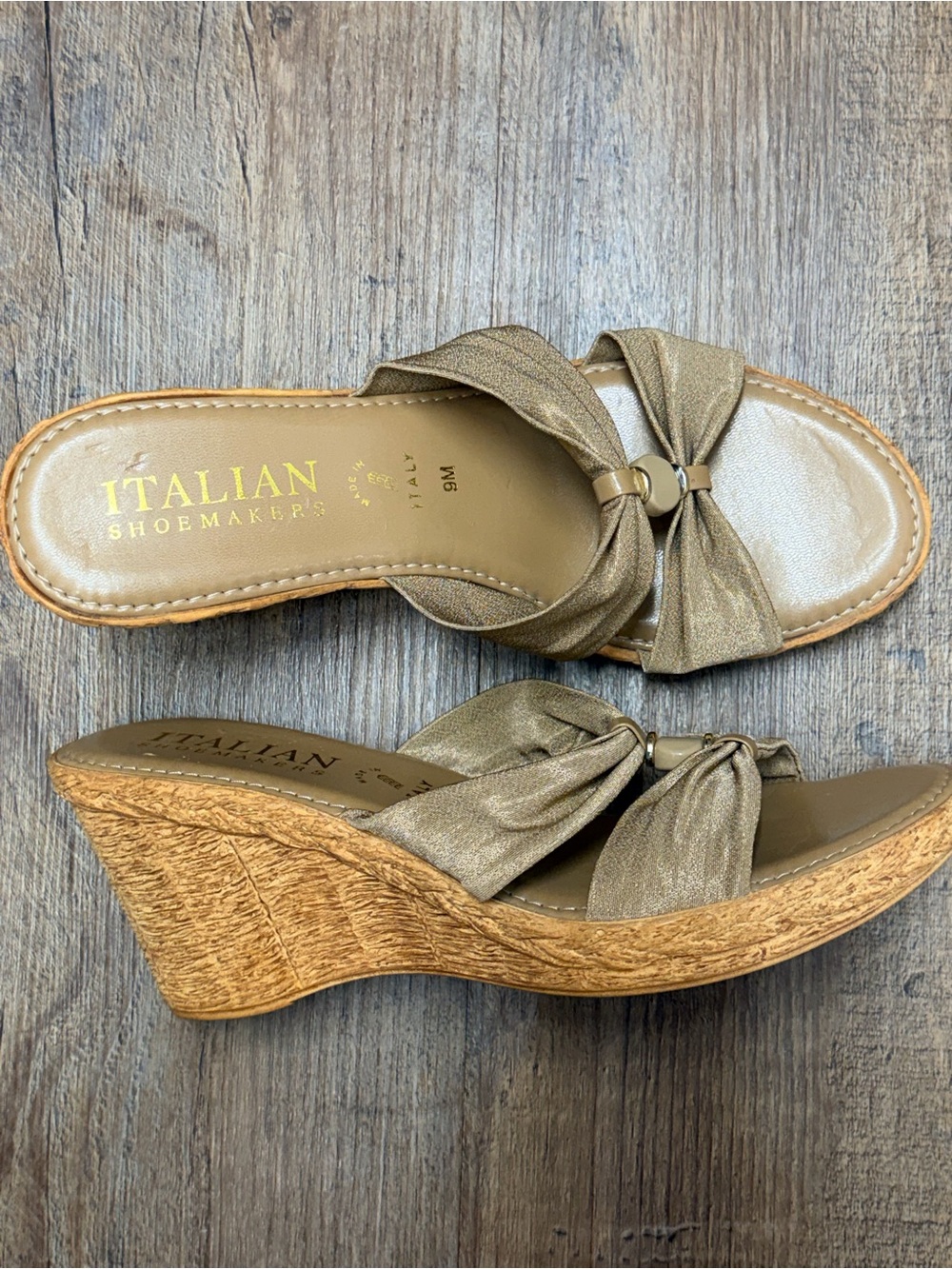 Italian Shoemakers Metallic Gold Knot Wedge Sandals size 9